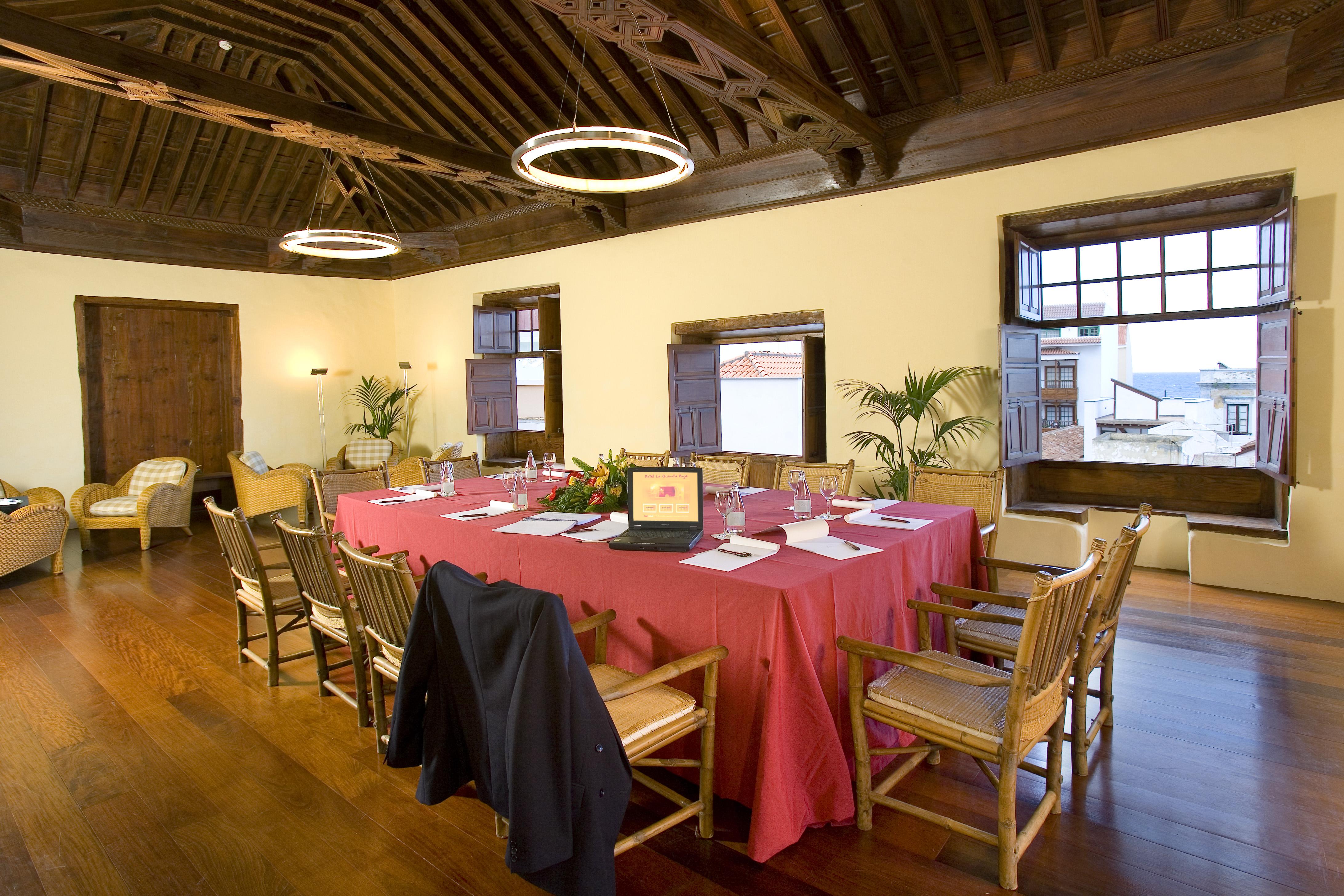 Hotel Livvo La Quinta Roja ガラチコ 設備 写真